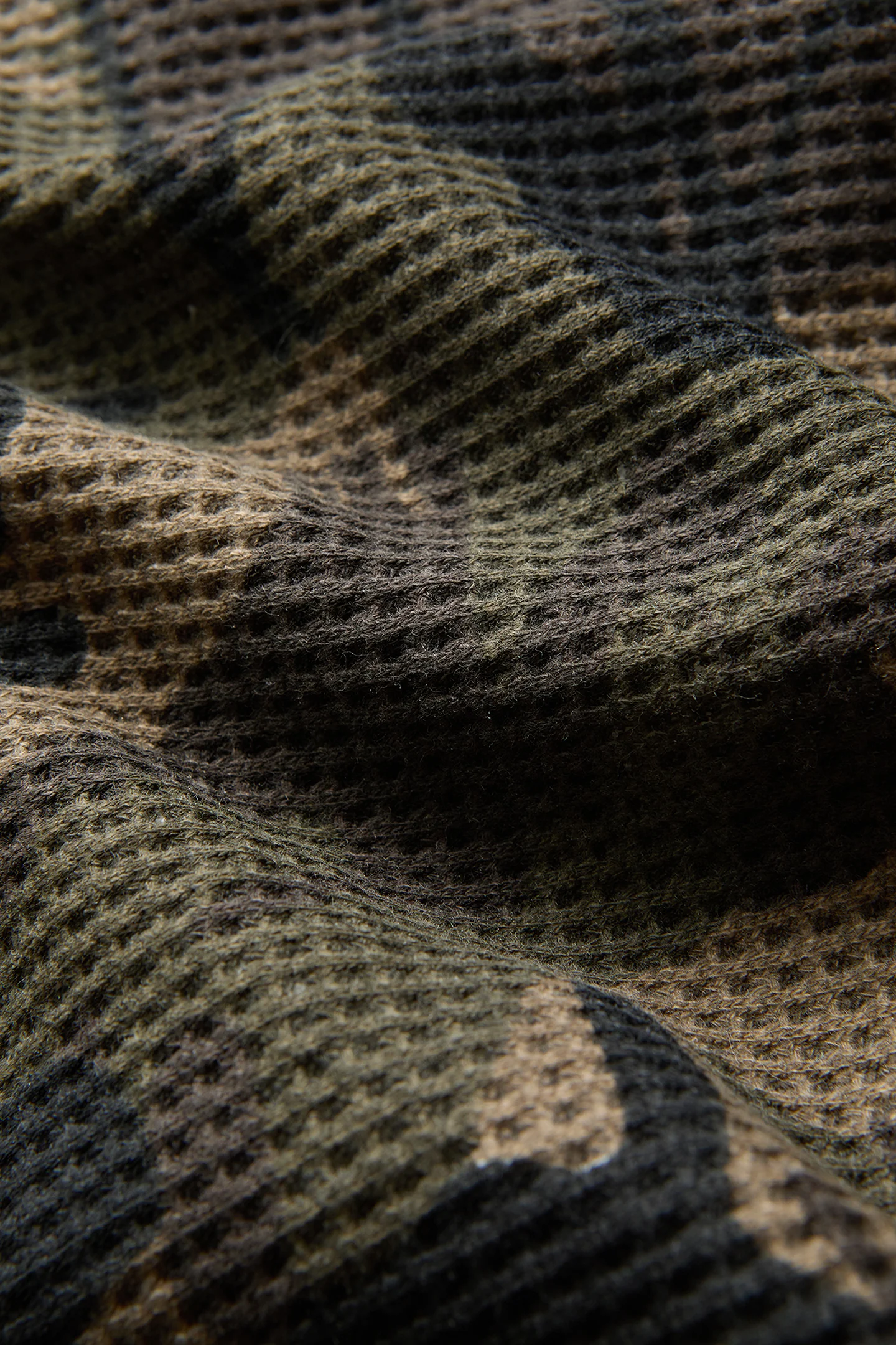 Reversible Camo Zip-Hoodie - Image 24