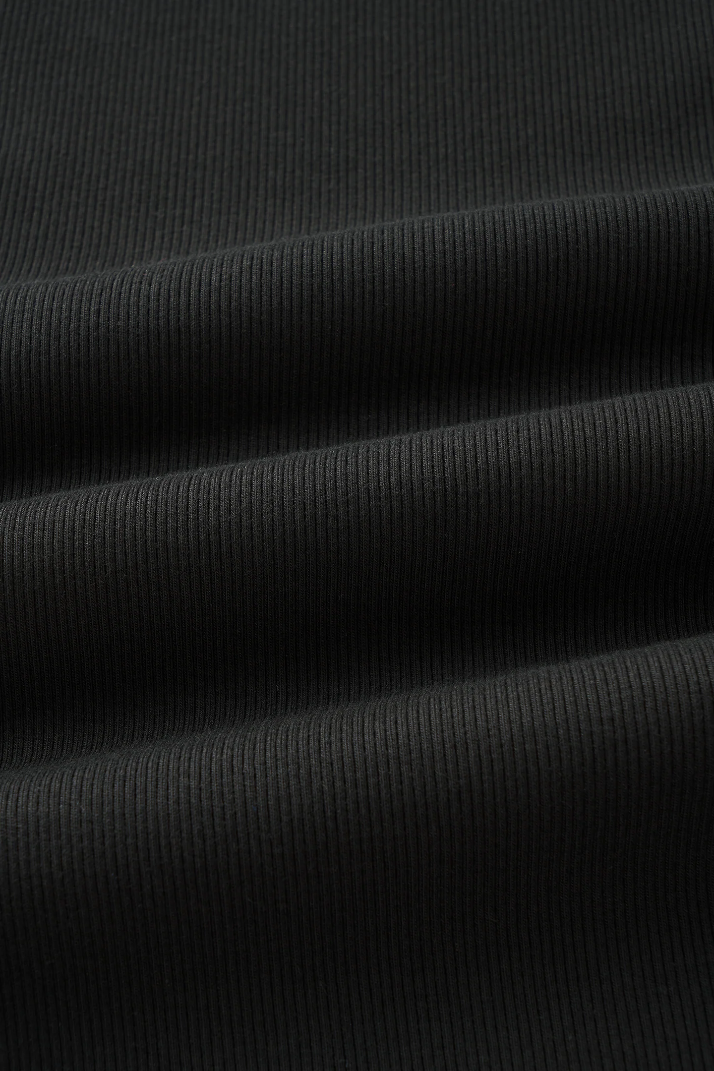 Ribbed Slim Tee Black - Image 9
